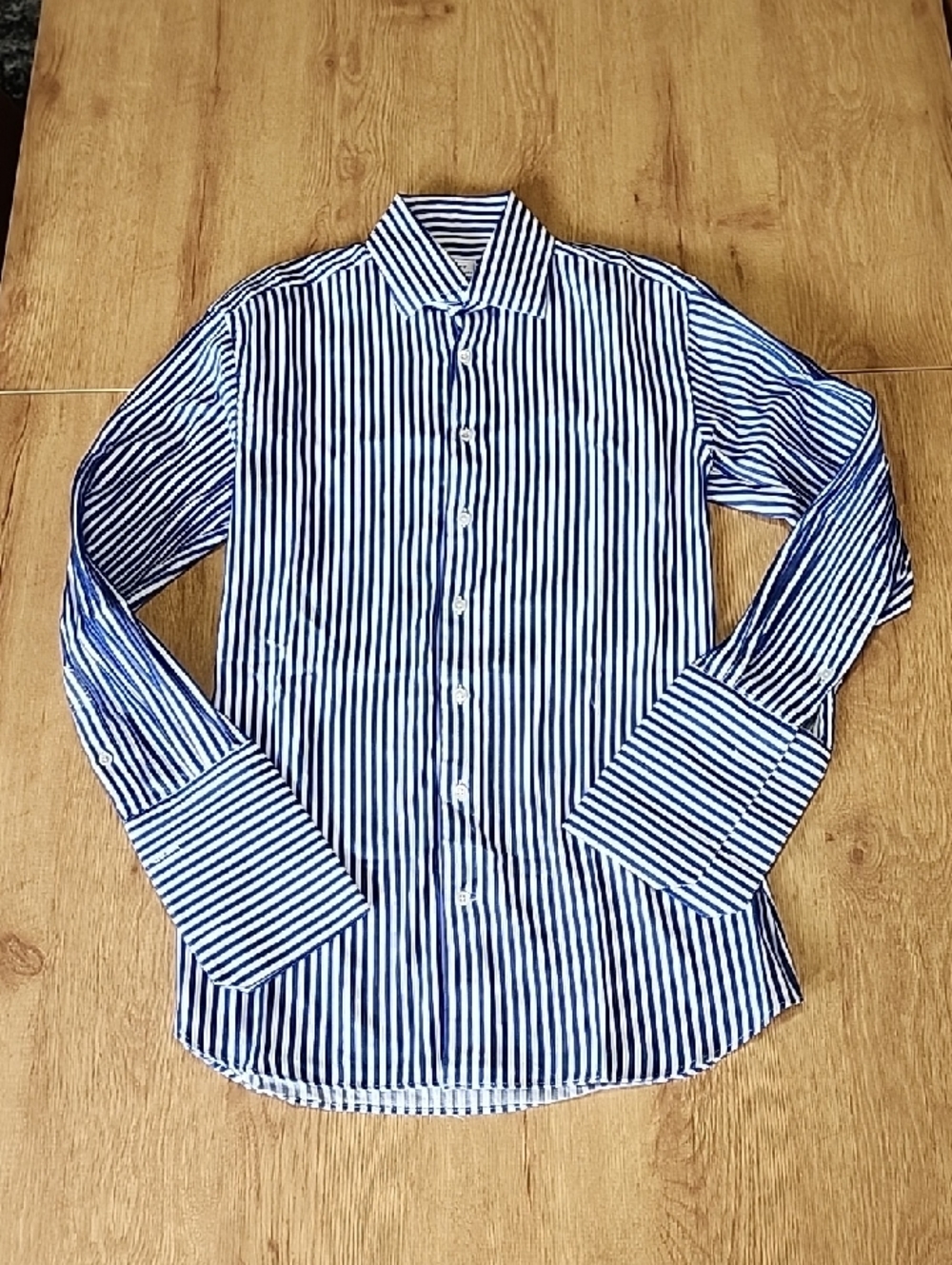 Men’s Blue and White Vertical Stripe Dress Shirt
